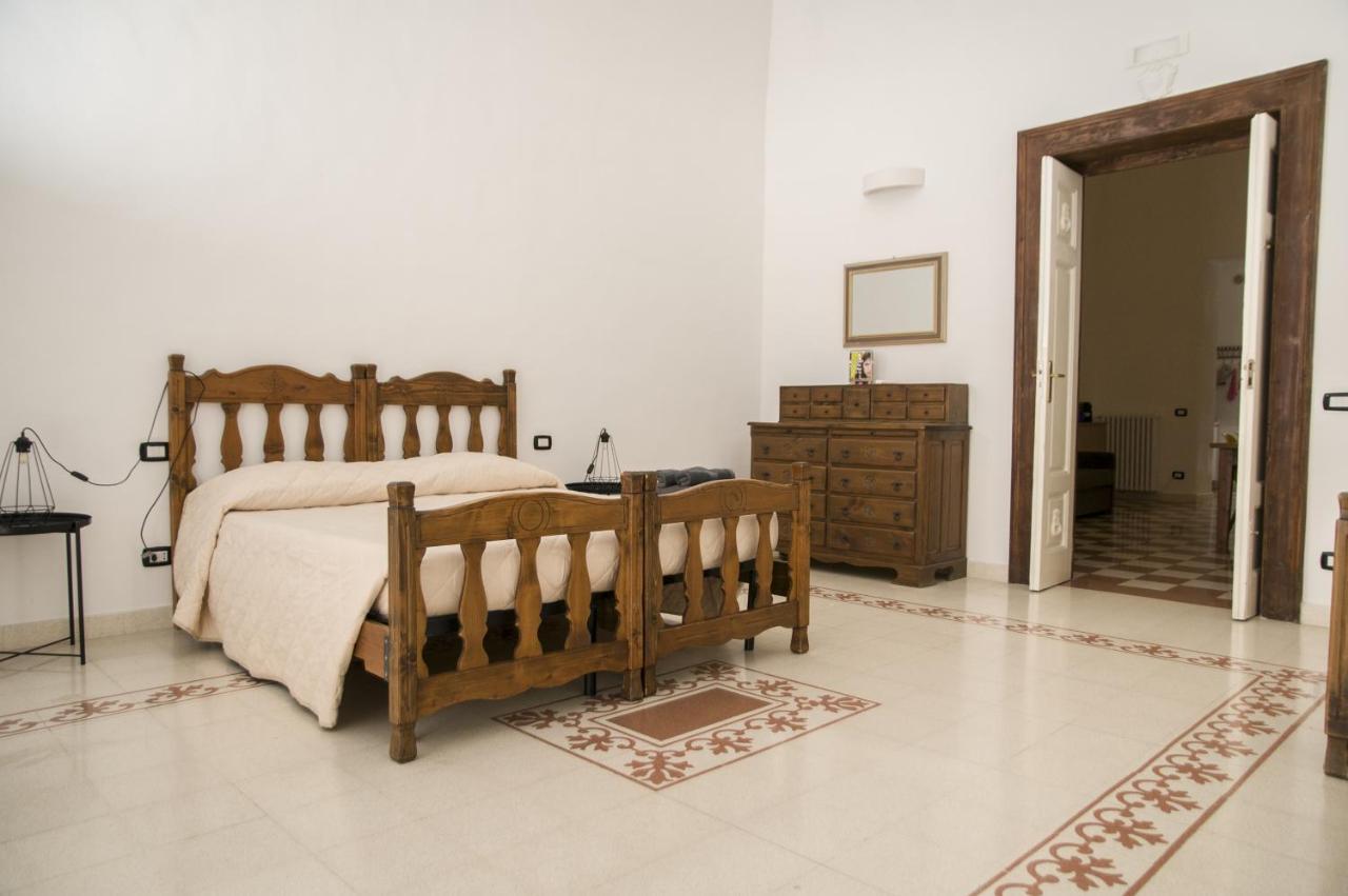 Palazzo Italia Apartments Bari Extérieur photo