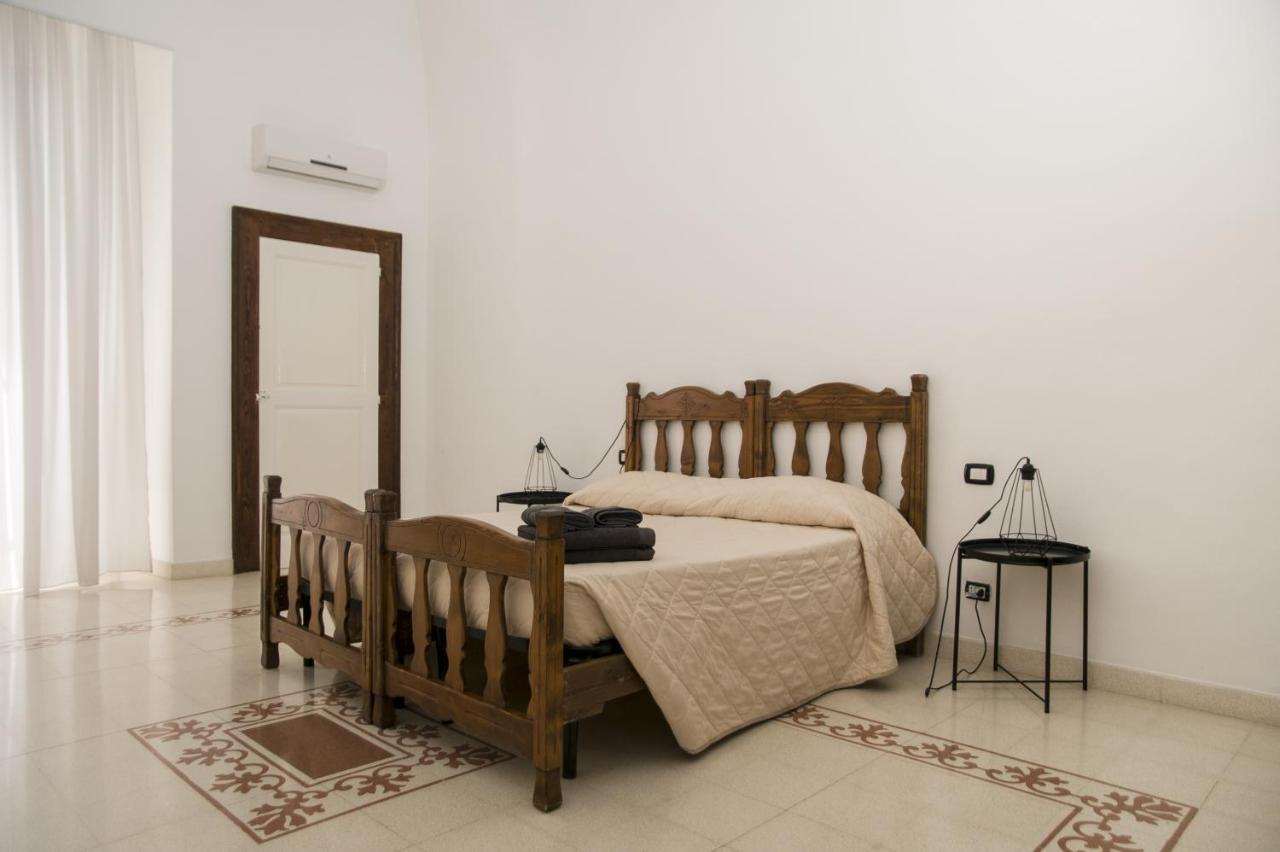 Palazzo Italia Apartments Bari Extérieur photo