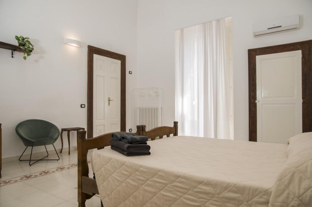 Palazzo Italia Apartments Bari Extérieur photo