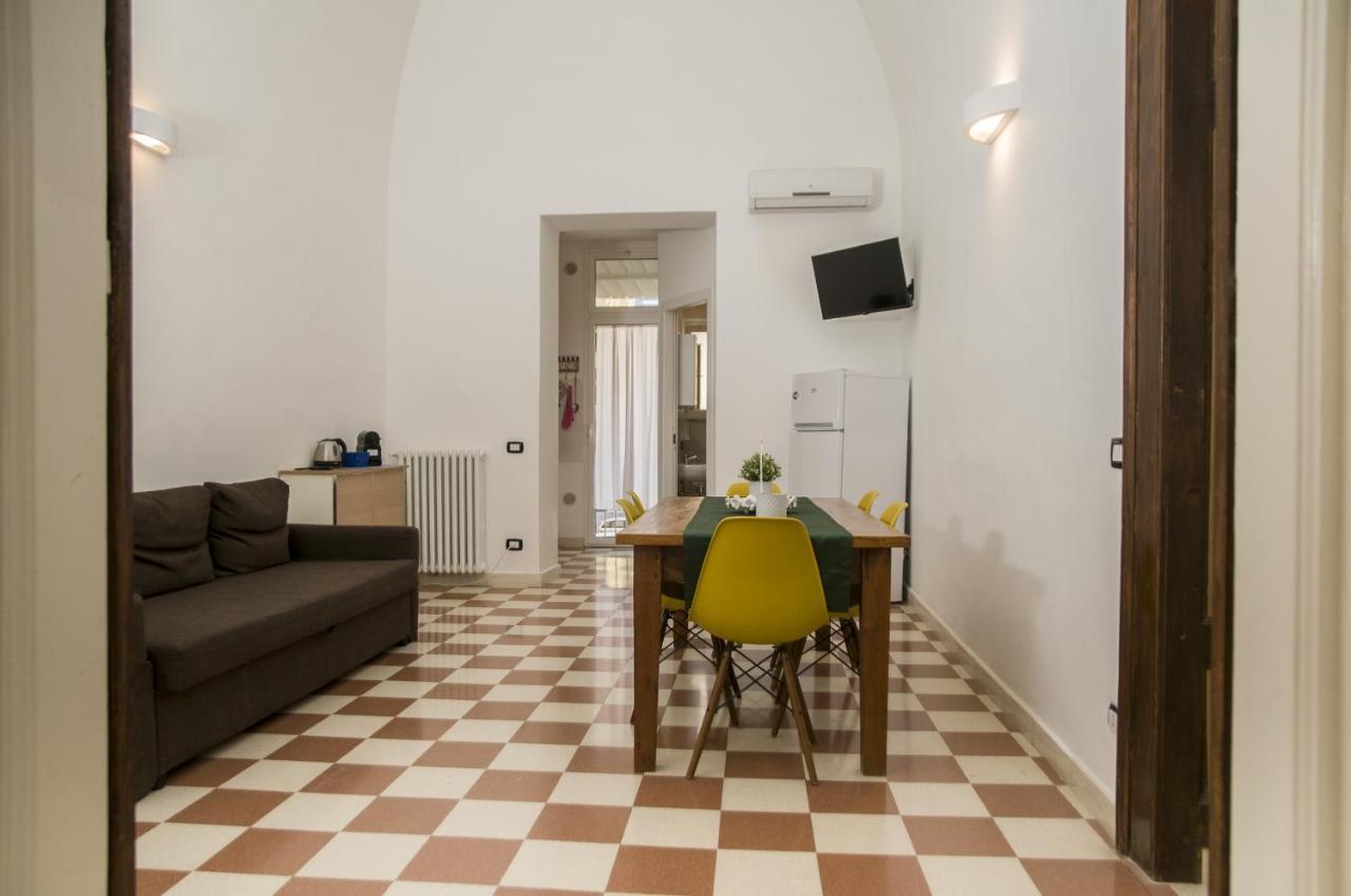 Palazzo Italia Apartments Bari Extérieur photo