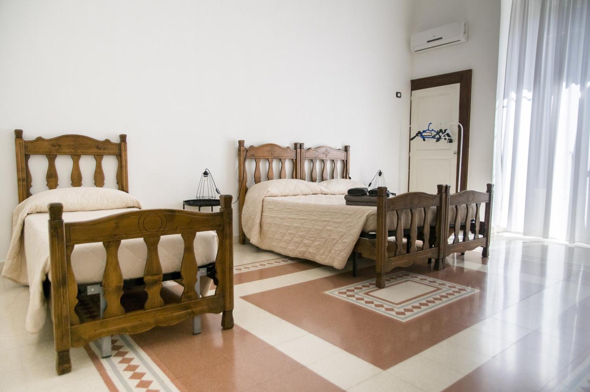 Palazzo Italia Apartments Bari Extérieur photo