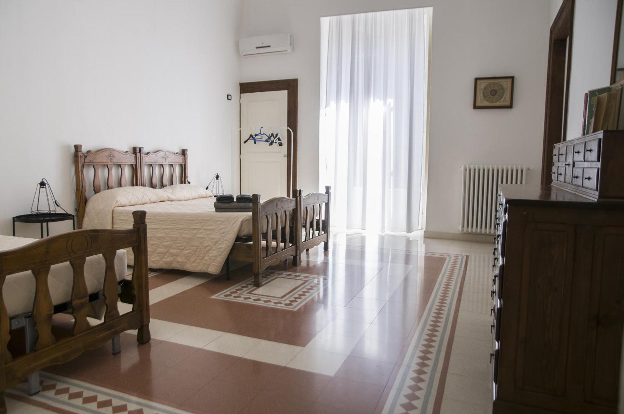 Palazzo Italia Apartments Bari Extérieur photo