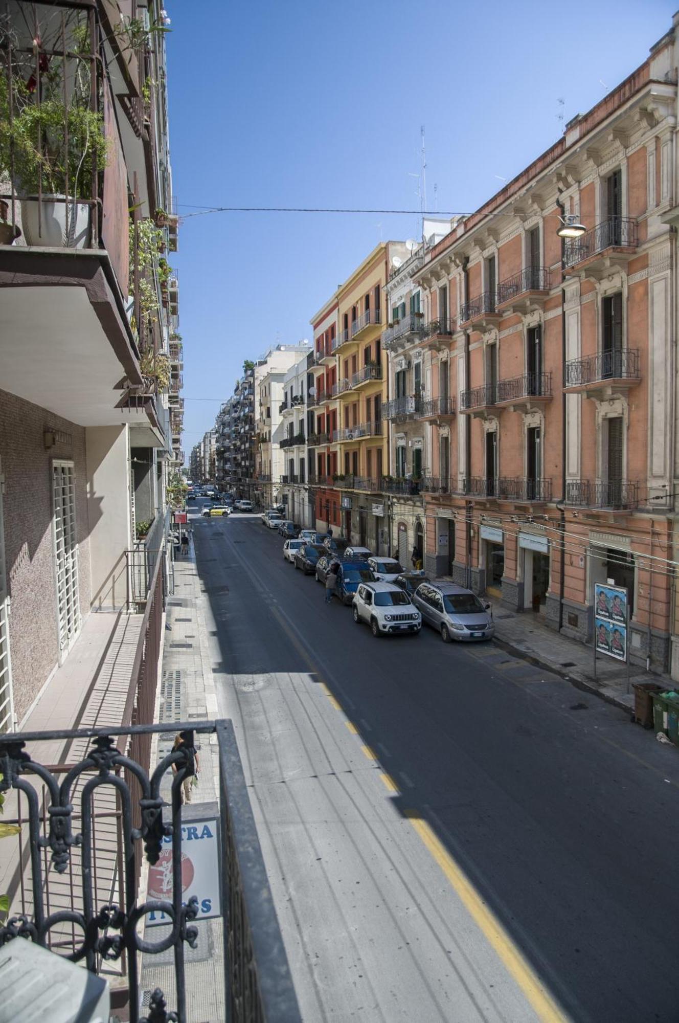 Palazzo Italia Apartments Bari Extérieur photo